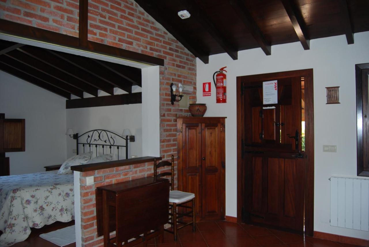 Apartamentos El Perujo Comillas Exterior foto